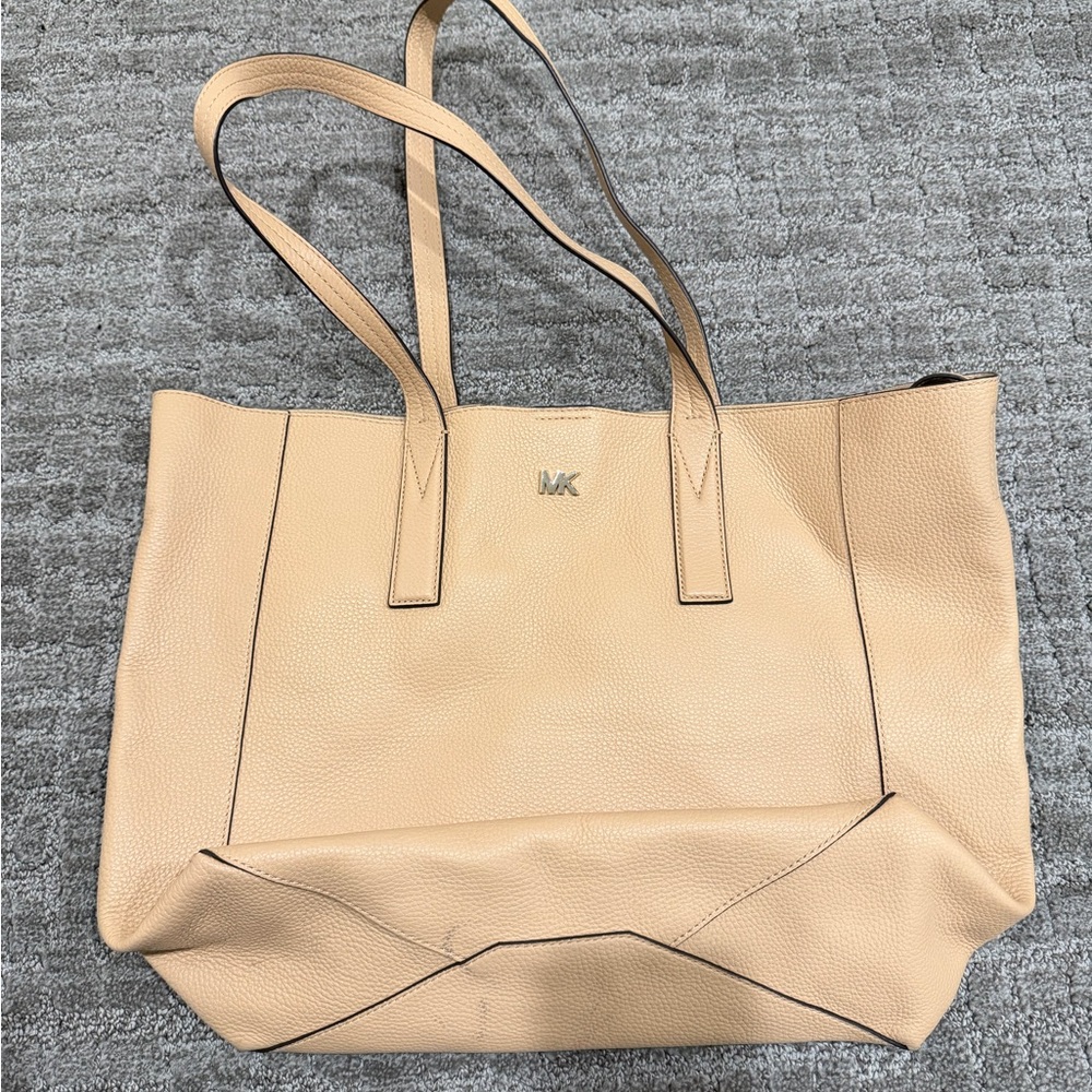 MICHAEL Michael Kors Beige Leather Tote